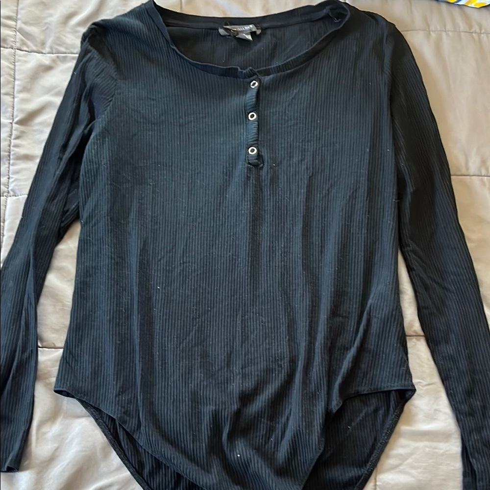 Women's Black Long Sleeve Top